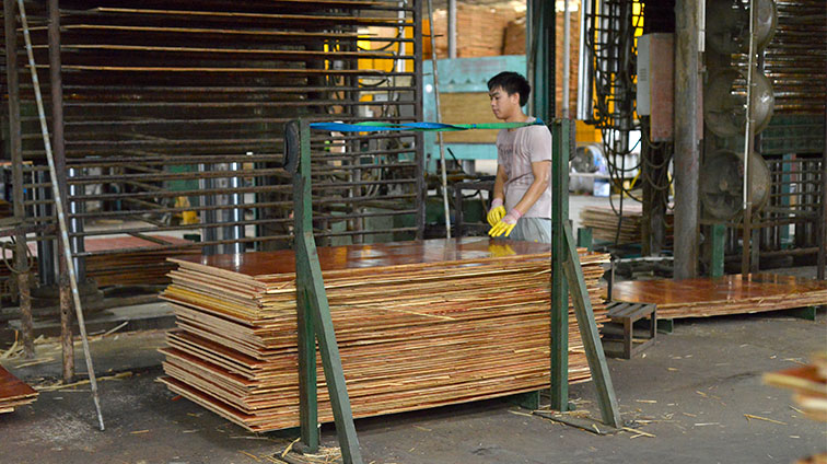 廣西建筑模板工廠